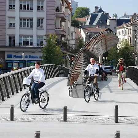 מלון Mercure Centre Épinal