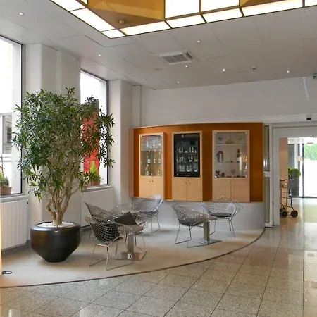 Mercure Centre מלון