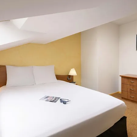 Mercure Centre Szálloda Épinal