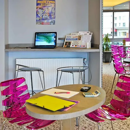 Mercure Centre מלון