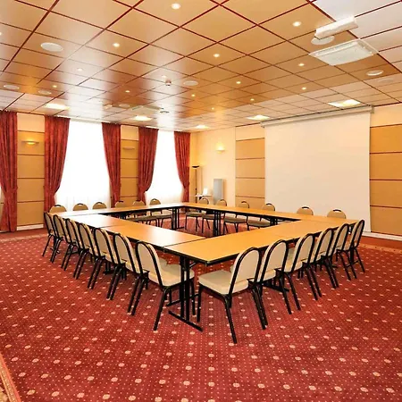 Mercure Centre 4* エピナル