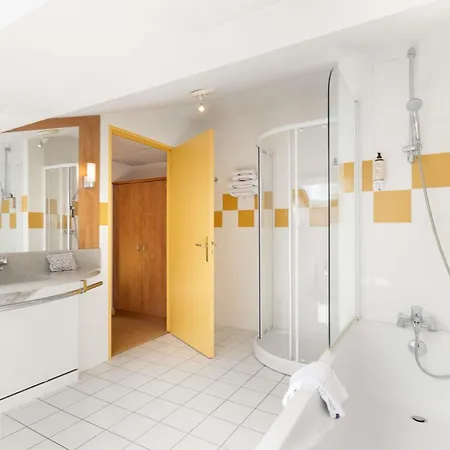 Mercure Centre 4*