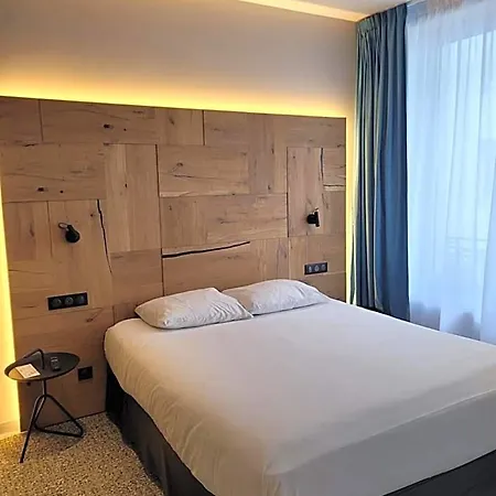 호텔 Mercure Centre 4*
