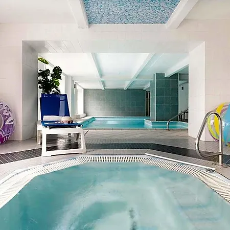 Mercure Centre 4*