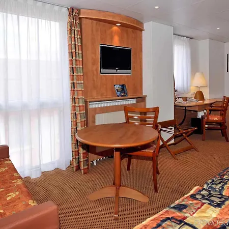 Mercure Centre Hotel