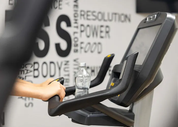 Mercure Centre Hotel 4*